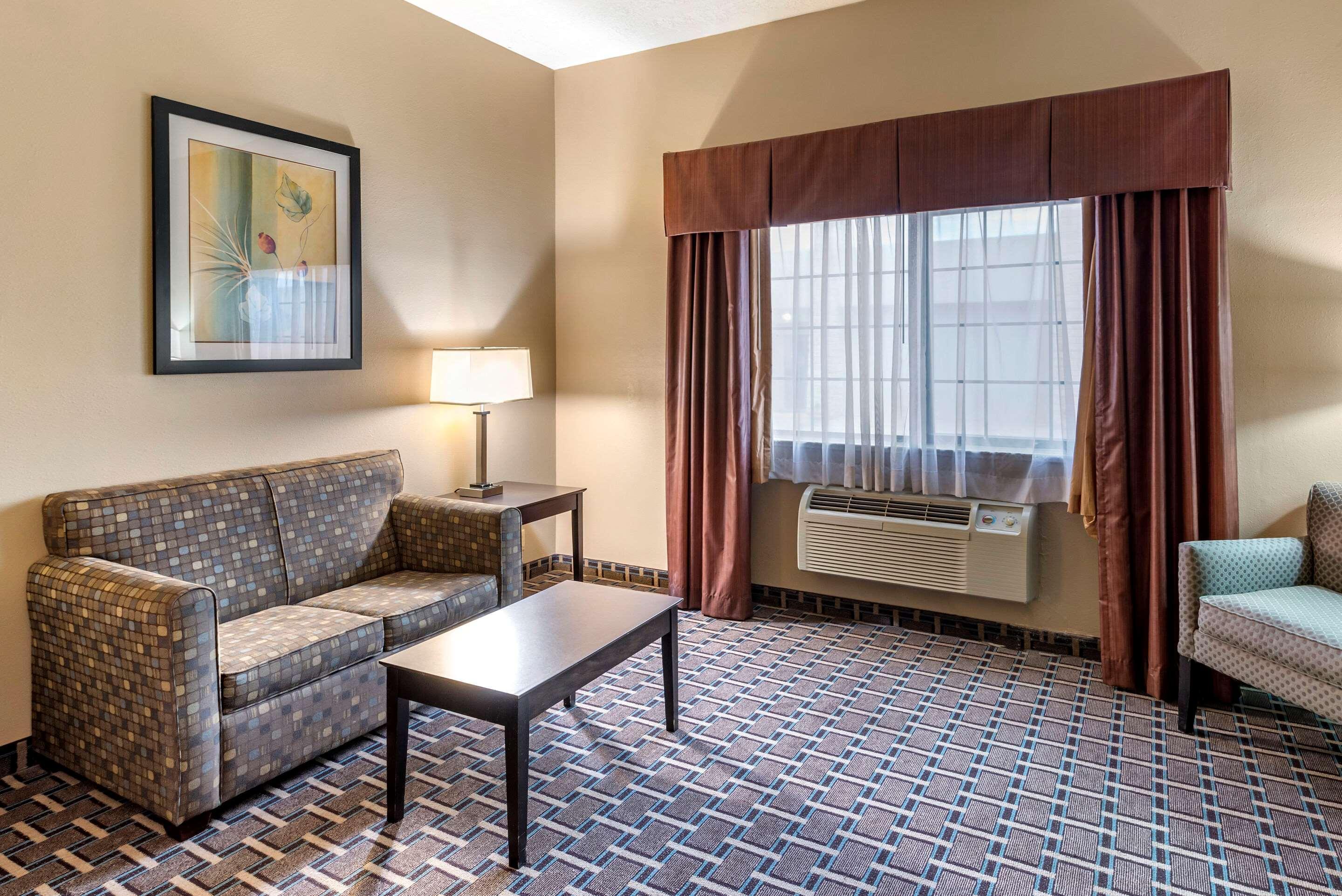 Comfort Suites Clovis Exteriör bild